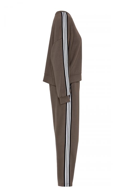 Φορμα σετ με ρίγες στα πλαινά