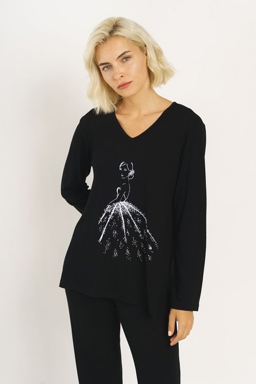 Πυτζάμα γυναικεία σετ με τύπωμα στο τοπ και λαιμόκοψη V