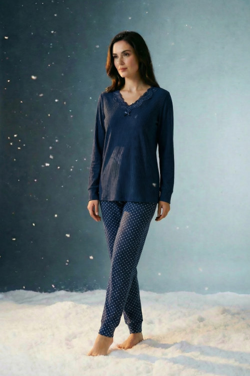 Πυτζάμα σετ σε απαλό ριπ ύφασμα με δαντέλα 