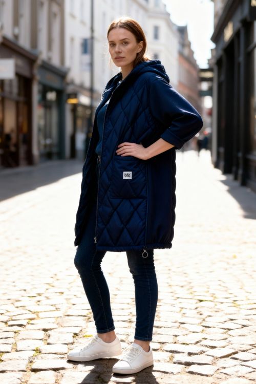 Ζακέτα μπουφάν oversize με συνδυασμό φουτερ και κουκούλα