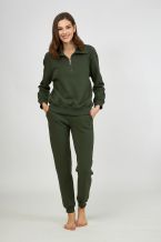 Πυτζάμα φούτερ με φερμουαρ στο τοπ και ίσιο παντελόνι.